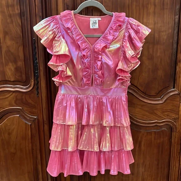 🎉Host Pick🎉 Queen of sparkles pink metallic ruffle dress size S - Picture 2 of 7